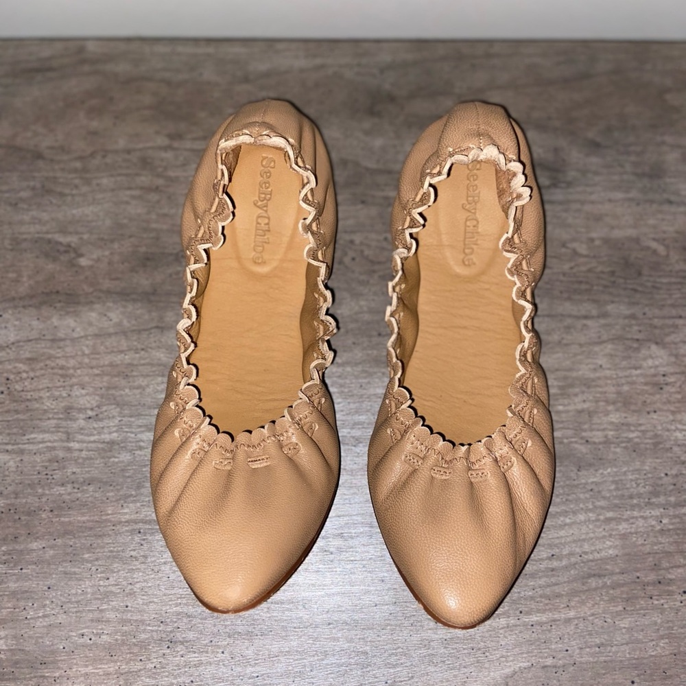 See by Chloè flats